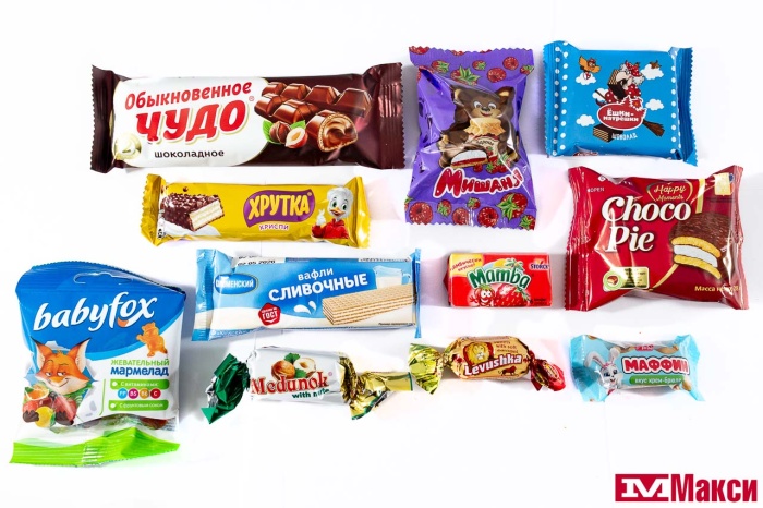 НОВОГОДНИЙ ПОДАРОК "ВЕСЕЛЫЙ САНТА" КАРТОН 300Г (МАКСИ)