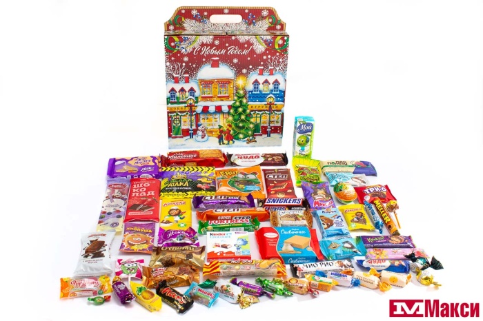 НОВОГОДНИЙ ПОДАРОК "ВОЛШЕБНАЯ УЛОЧКА" КАРТОН 2000Г (МАКСИ)