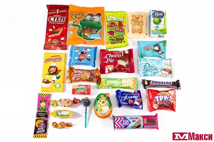 НОВОГОДНИЙ ПОДАРОК "НА САНОЧКАХ" ПАКЕТ 800Г (МАКСИ)