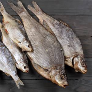 РЫБА ВЯЛЕНАЯ